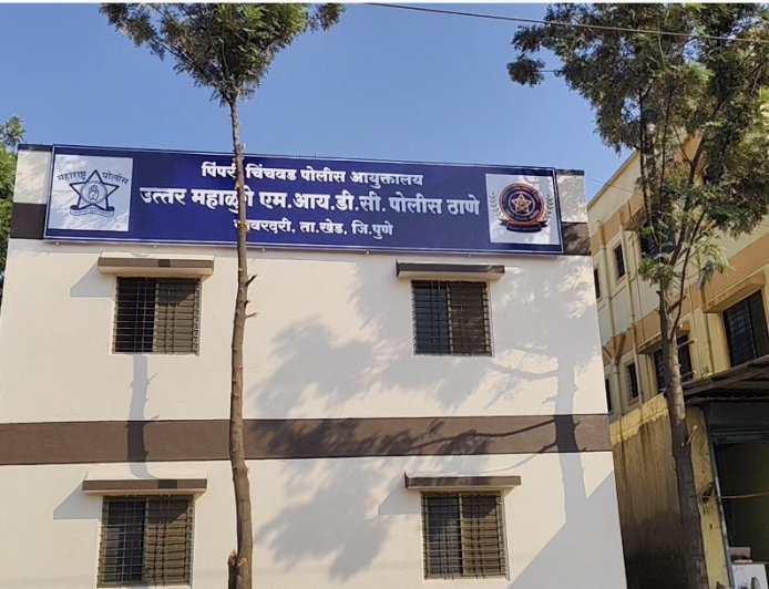 तक्रार नोंदवण्यासाठी तासन् तास प्रतीक्षा; CCTNS प्रणालीचा खो,पोलीस ठाण्याच्या विभाजनाचा फुगा फुटला!