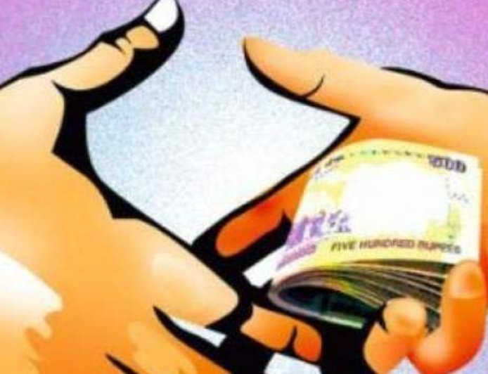 मोठी बातमी : आंबेगावचे प्रांत अधिकारी गोविंद शिंदे २ लाख रुपयांची लाच घेताना जाळ्यात; महसूल विभागात खळबळ..!