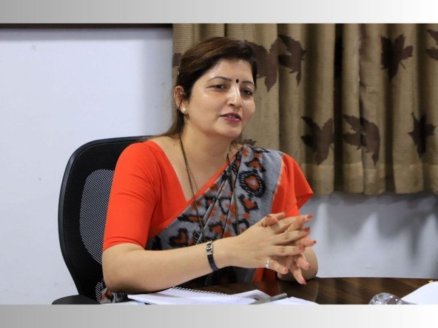 मोठी बातमी : कॅप्टन अशोक खरात यांच्याशी असलेल्या कथित स्नेहामुळे महिला आयोग अध्यक्षांचा राजीनामा? राजकीय वर्तुळात मोठी खळबळ..! 