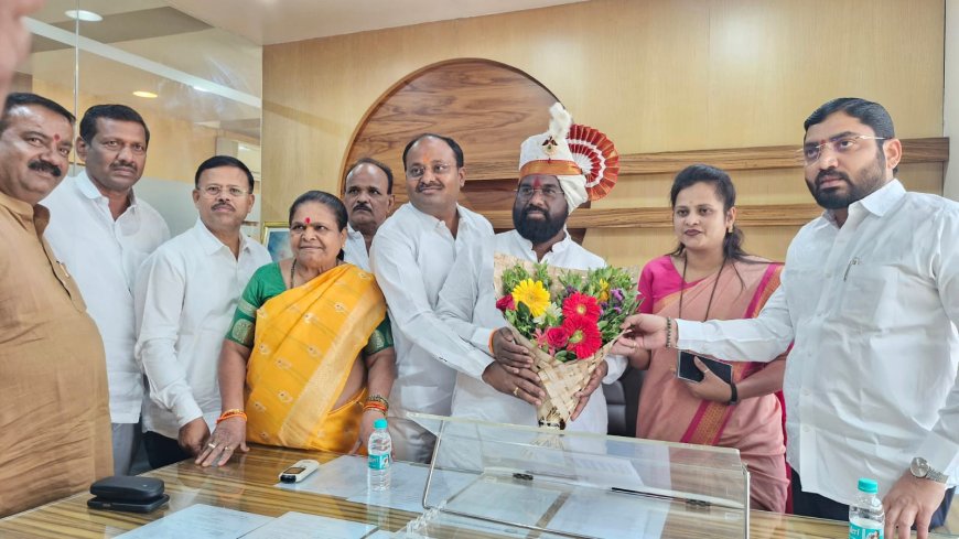 राजकीय : राजगुरुनगर सहकारी बँकेच्या उपाध्यक्षपदी रामदास धनवटे यांची बिनविरोध निवड; सभासदांना ५ लाखांचा विमा कवच..!