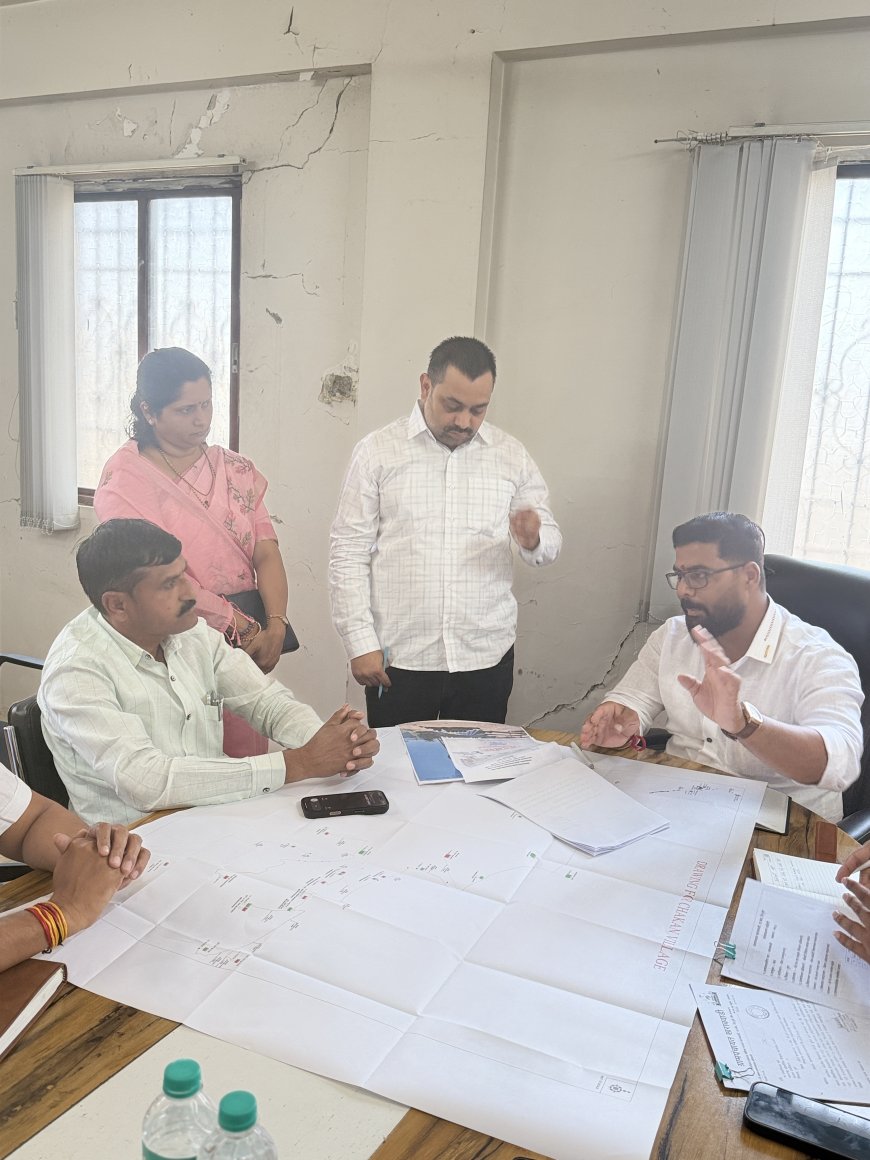 Chakan Political || पाणी आणि कचरा प्रश्नी जिल्हा परिषद सदस्य गणेश बोत्रे आक्रमक; नाणेकरवाडी-महाळुंगे गटाचा घेतला आढावा..!