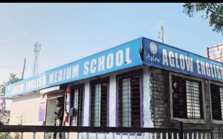 School Scam || खराबवाडीतील 'अँग्लो इंग्लिश स्कूल'चा पालकांच्या खिशाला कात्री आणि विद्यार्थ्यांच्या जीवाशी खेळ.!