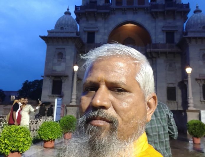 Khed Bhondu Baba || धर्माच्या नावाखाली वासनेचा बाजार! खेडमधील 'त्या' भोंदू महाराजाचा बुरखा फाटला; महिलांचे शोषण करणारा नवनाथ गवळी अद्याप मोकाटच!