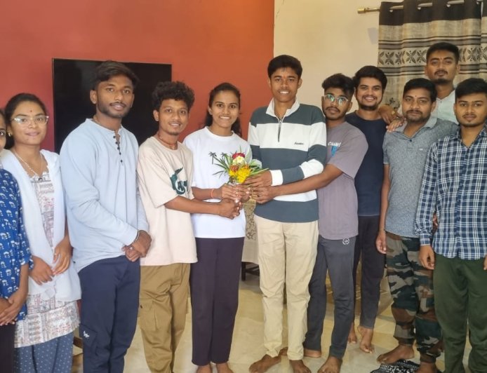 यशाची उत्तुंग भरारी.! अभ्यासिकेच्या तिन विद्यार्थिनीची सरकारी सेवेत निवड...