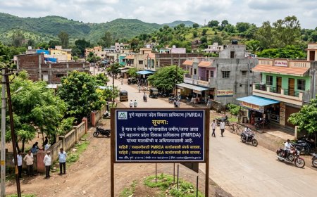 मोठी बातमी : "PMRDA चा मास्टरस्ट्रोक: खेड तालुक्यामधील हजारो एकर गायरान जमिनी आता थेट प्राधिकरणाच्या ताब्यात; 'हक्काच्या घरा'चे स्वप्न पाहणाऱ्यांचे संसार उघड्यावर!"