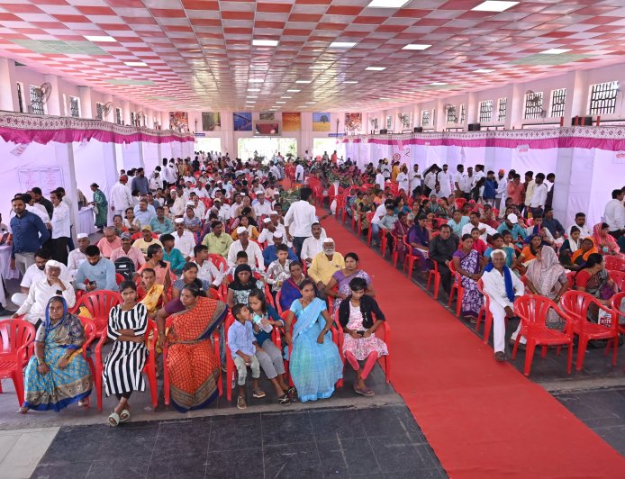 महसूली अभियान : चाकण येथे 'महाराजस्व समाधान शिबिर' उत्साहात; ३,१९६ नागरिकांना विविध शासकीय योजनांचा थेट लाभ!