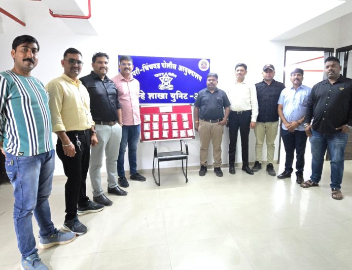 Crime Update || ‘घरफोडी’चा हायव्होल्टेज बनाव! पतीने दागिने विकू नयेत म्हणून पत्नीनेच रचला कट; तब्बल १४ लाखांच्या दागिन्यांचा पिंपरी-चिंचवड गुन्हे शाखा -३ कडून १२ तासांत पर्दाफाश!